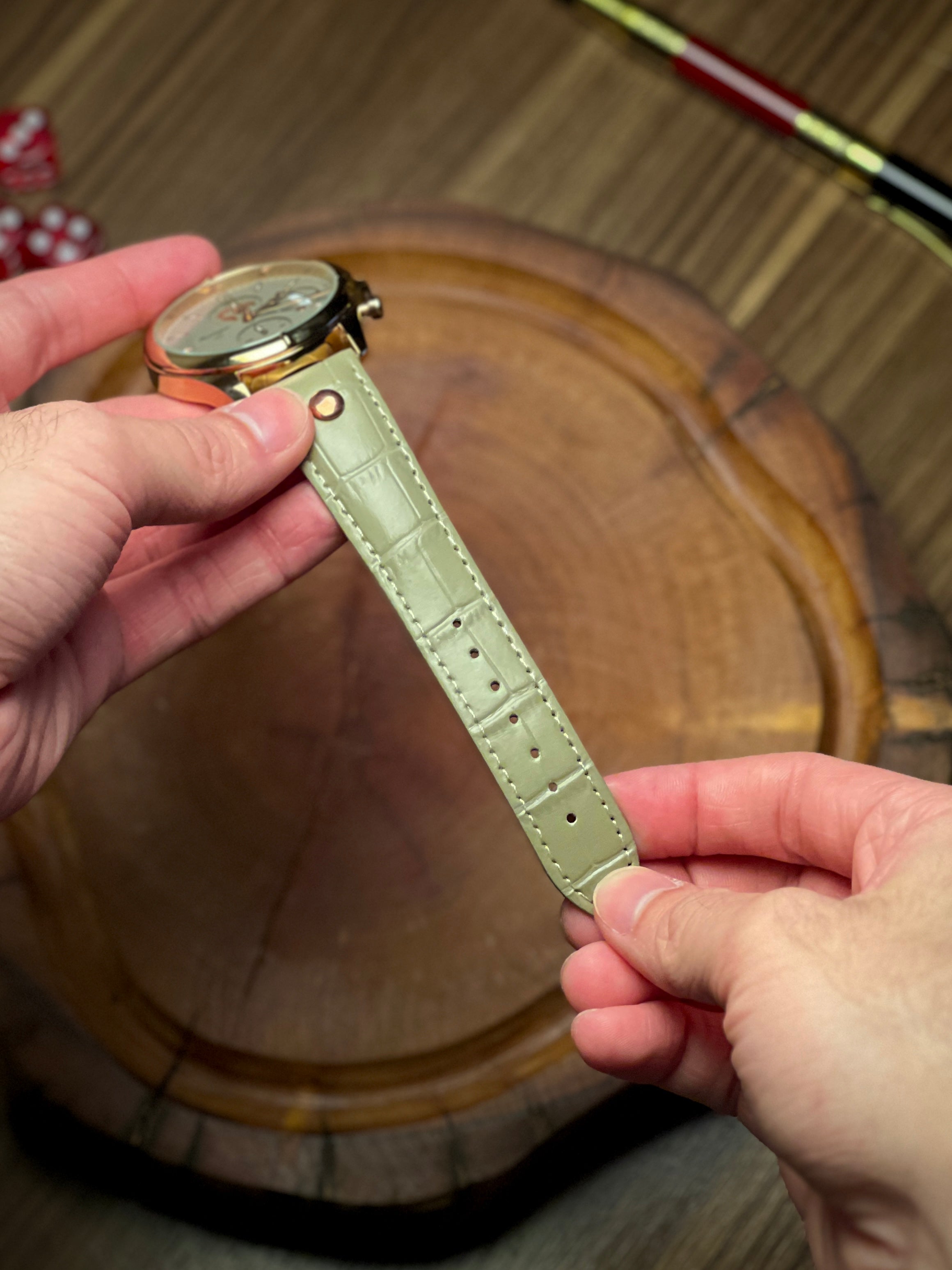 Vald ChronoMind™ – 42 mm Minimal Quartz Watch