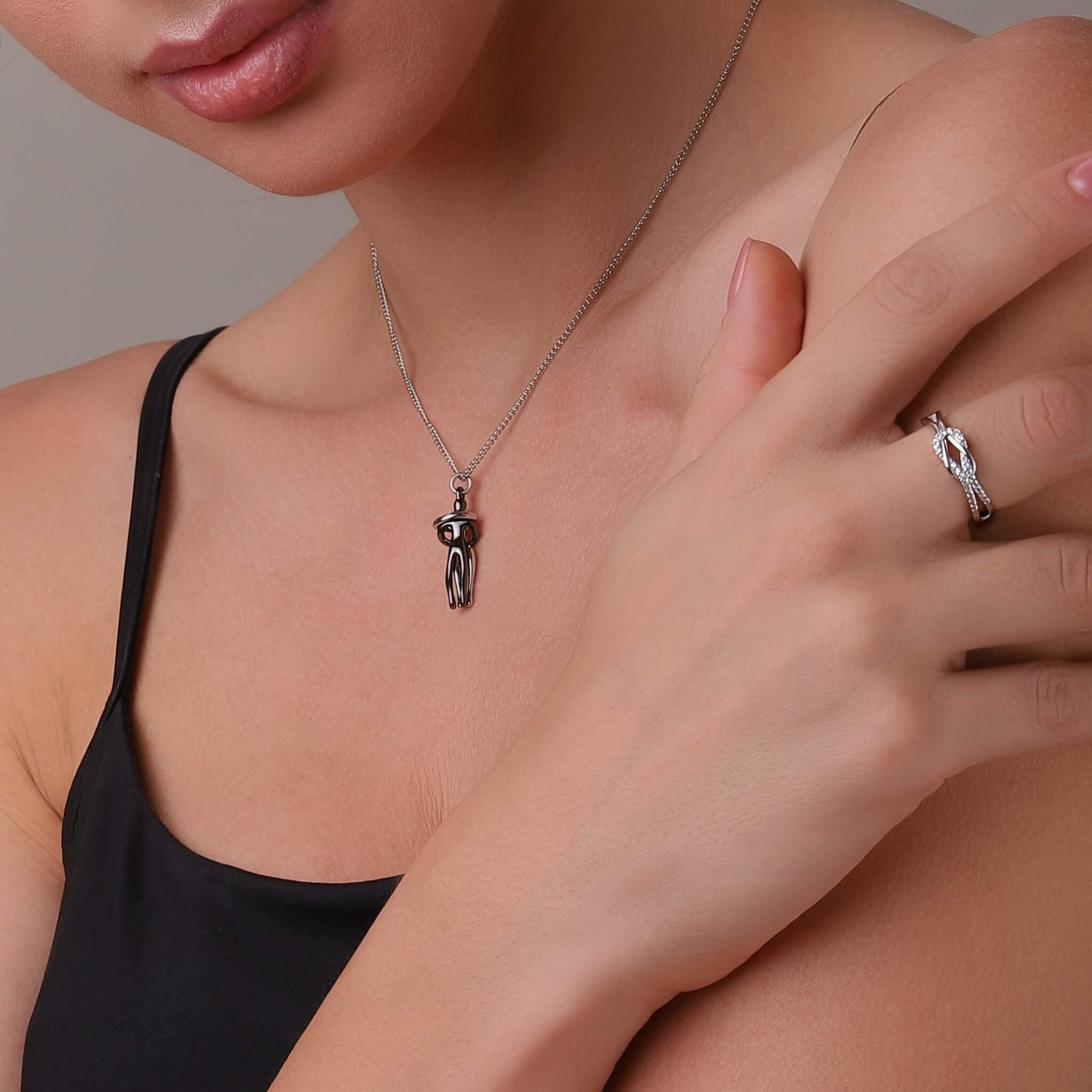 Collana Abbraccio Eterno