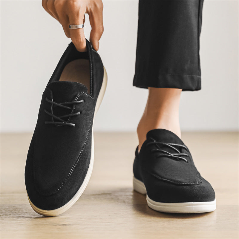 נעלי זמש של מירלו