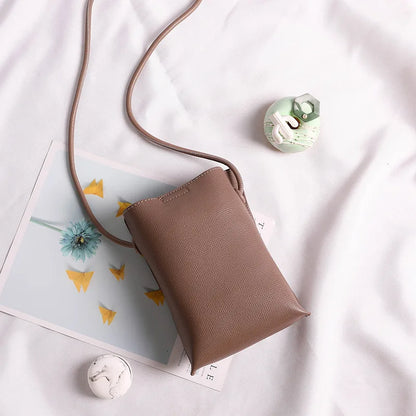 Mini bolsa minimalista feminina